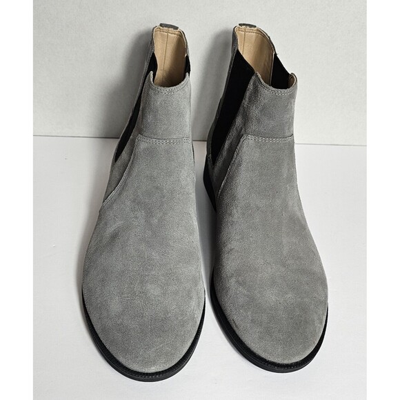 Vionic Water Repellent Suede Chelsea Boots Alana Charcoal 8M  MSRP $153 A453608 - Picture 1 of 6